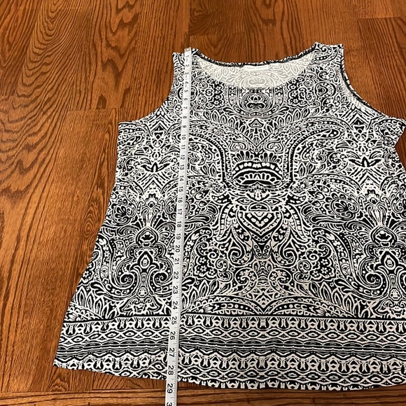 Susan Graver sleeveless Stretch Tunic top Black / white parsley + pattern sz XL - Picture 8 of 9